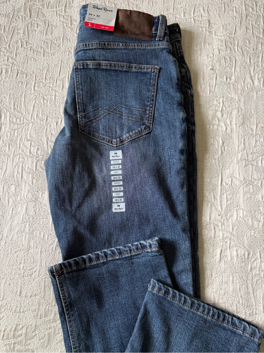 Wind River Men’s Straight T-Max Jeans in Dark Blue Wash